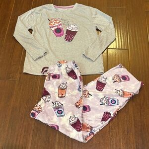 Girls Long Sleeve Fleece Pant Pajama Set With Cup / Drinks Graphic Pattern